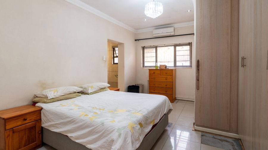 4 Bedroom Property for Sale in De Zoete Inval Western Cape